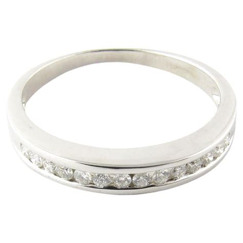 14 Karat White Gold Diamond Wedding Band For Sale At 1stdibs