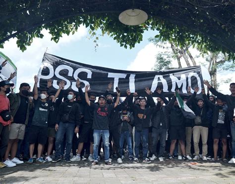 Sleman Fans Kawal Keberangkatan PSS Menuju Putaran Kedua BRI Liga 1 ...