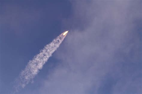 Amazing Photos From Spacexs Falcon Heavy Ussf 44 Mission Space