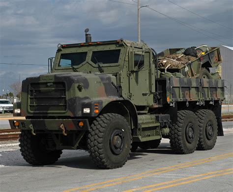 Oshkosh MTVR Medium Tactical Vehicle Replacement US Army Military