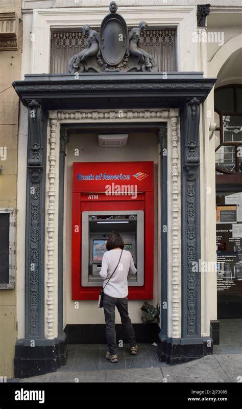 Bank Of America Atm Hi Res Stock Photography And Images Alamy