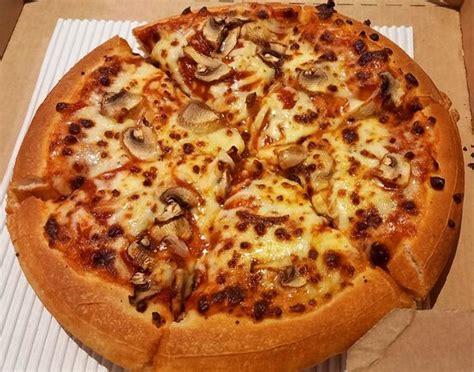 Pizza Hut Frankfurt Europa Allee 6 Updated 2024 Restaurant Reviews