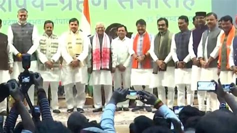 Madhya Pradesh Cabinet Expansion Full List Kailash Vijayvargiya Prahlad Patel Take Oath