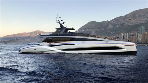 Custom Striking Tecnomar Superyacht La Vie Gets Huge Price Reduction