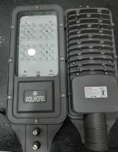 45W Polycab LED Street Light Model Name Number Cgls T1 45 240V At