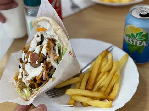 DONER KEBAB LA NUCIA Fotos Número de Teléfono y Restaurante