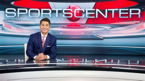 Catching up with ESPN and SportCenter host Gary Striewski | TexAgs