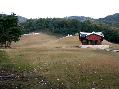 Royal Tombs Of The Joseon Dynasty In Gangnam District Seoul South