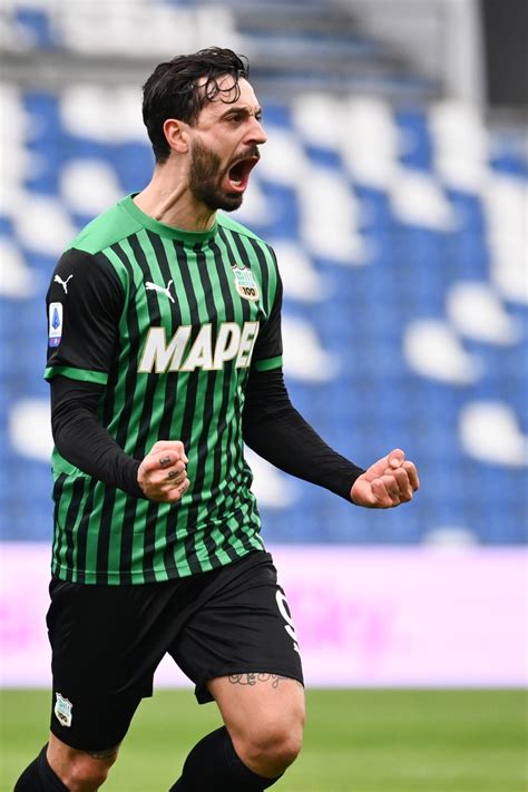 Serie A Sassuolo Spezia 1 2 Erlic E Gyasi Ribaltano De Zerbi News