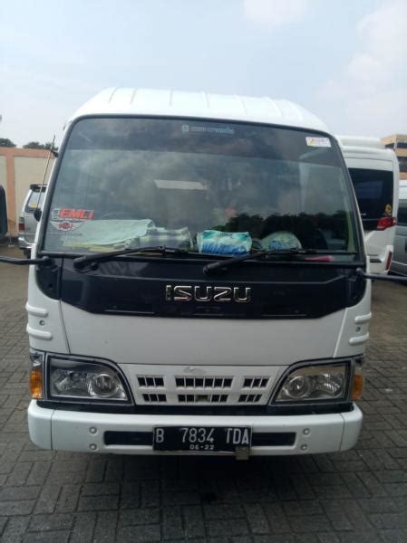 Isuzu Elf Microbus Nkr Lwb Deluxe Mobilbekas