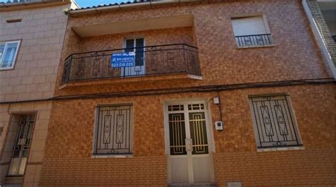 Casa O Chalet En Venta En Calle Cardenal Cisneros Chillon Idealista