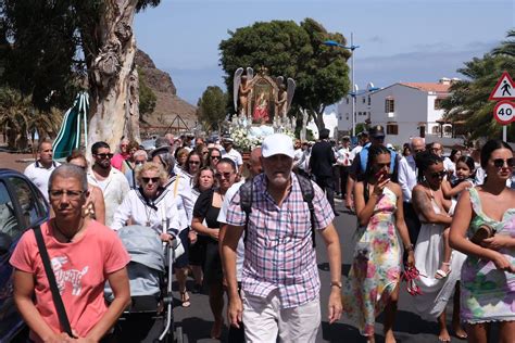 Fotos Agaete acompaña a la Virgen de Las Nieves Canarias7