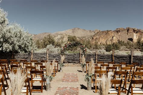 How To Pick Your Wedding Venue In Central Oregon Ponderosa Planning