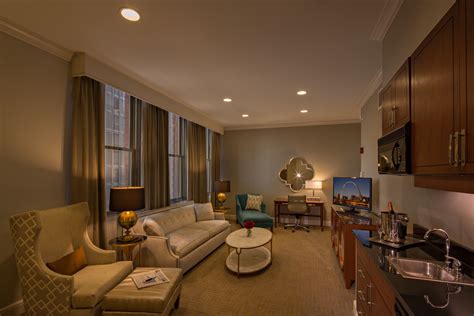 Hilton Hotel Downtown St Louis Missouri | semashow.com