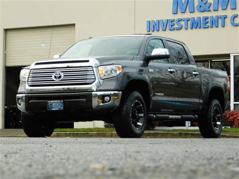 2014 Toyota Tundra Limited CREW MAX 4X4 5 7L LOADED LIFTED