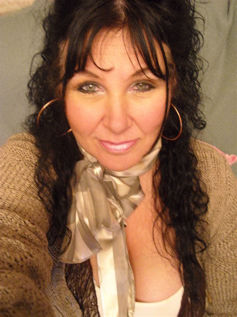 Lucsardi 49 From Norwich Is A Local Granny Looking For Casual Sex