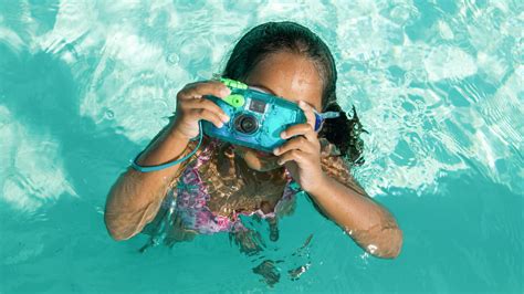 Top 3 Best Underwater Camera Reviews in 2023 - Gadgetsaudit