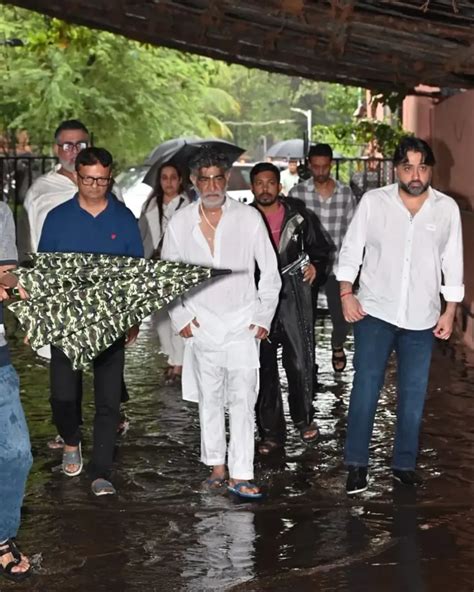 Bollywood Attended The Funeral Procession Of Bhushan Kumars Cousin Tishaa