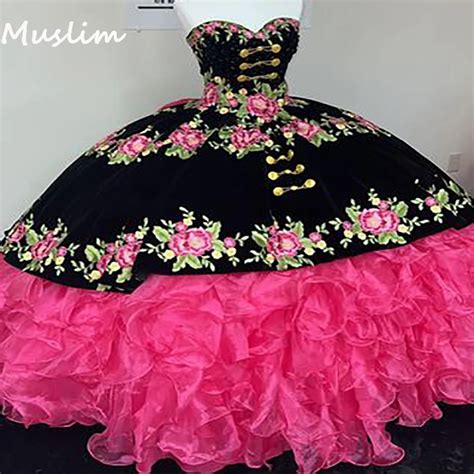 Vestido De 15 Fucsia Y Negro Atelier Yuwa Ciao Jp