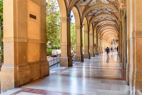 Gli Affascinanti Portici Di Bologna Patrimonio Unesco