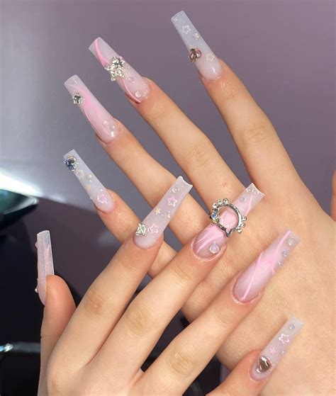 40 Charming Clear Nail Designs To Inspire Your Next Manicure Hairstyle