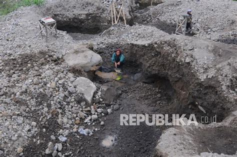 Kegiatan Penambangan Pasir Di Sekitar Merapi Agar Dihentikan