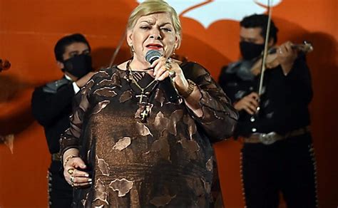 Paquita la del Barrio offered the last palenque of her career and said