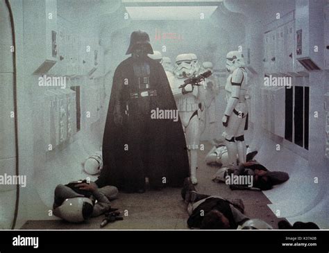 Star Wars Épisode Iv Un Nouvel Espoir 1977 Photo Stock Alamy