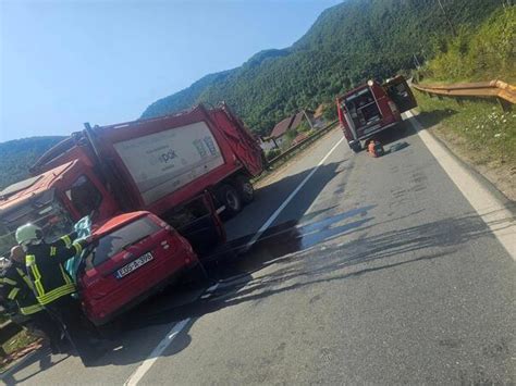 U saobraćajnoj nesreći kod Zenice poginuo Travničanin Vitežanin