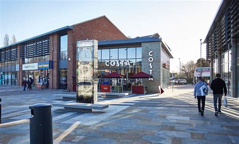 Kirkstall Bridge Shopping Park Leeds Retail Construction