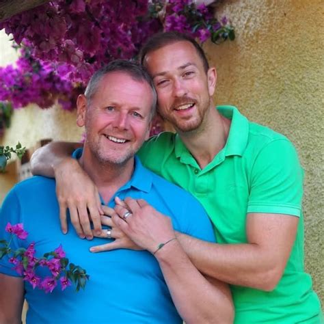 How many years apart do you think a couple need to be in an 'age gap ...