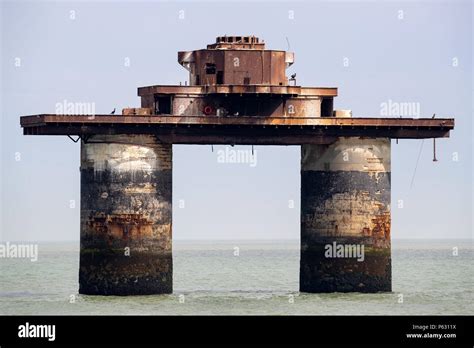 Maunsell Naval Forts Hi Res Stock Photography And Images Alamy