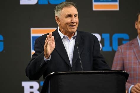 Big Ten Football Fans Are Already Tired Of Gary Danielson The Spun