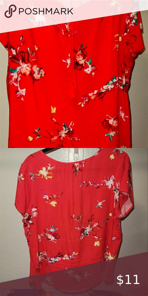 EVRI red top | Tops, Red top, Floral tops