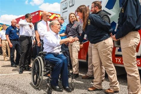 Governor Abbott Applauds First Responders Issues Directives For Power