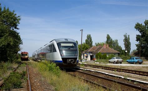 Class 96 Desiro of CFR at Nădab