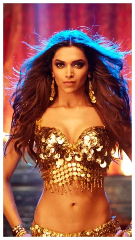 Best Bikini Looks Of Deepika Padukone