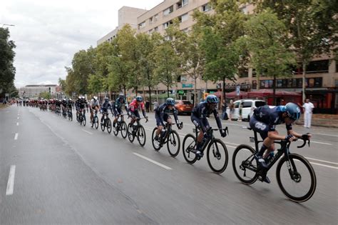 Andreas Kron Vence Una Etapa Marcada Por La Lluvia En La Vuelta A