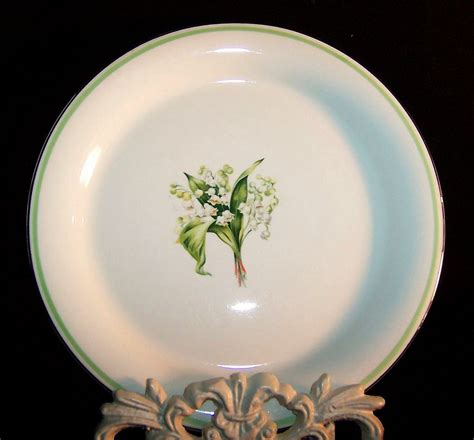 10 Each Homer Laughlin Lily Of The Valley Swing 8 Salad Plates