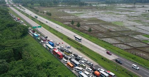 Arus Balik Lebaran Mulai April Ini Jadwal One Way Tol