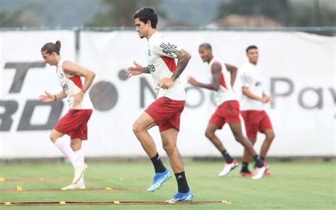 Tite Comanda Treino Do Flamengo Nesta Segunda Coluna Do Fla