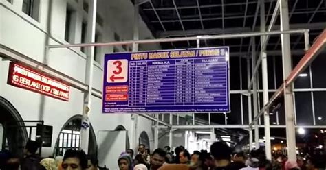 Jadwal Kereta Stasiun Pasar Senen Kereta Api Kita