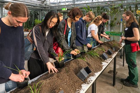 Universit T Leipzig Berufe Kennenlernen Bei Der Nacht Der Ausbildung