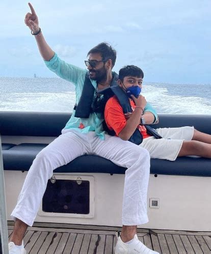 Yug Devgan (Son of Ajay Devgan) - Age, Height, Birthday, School, Photos ...