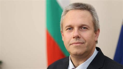 Министерството на електронното управление започва работа по ...