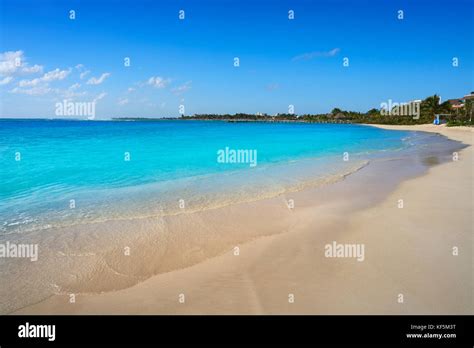 Mahahual playa caribeña en la Costa Maya de México maya Fotografía de