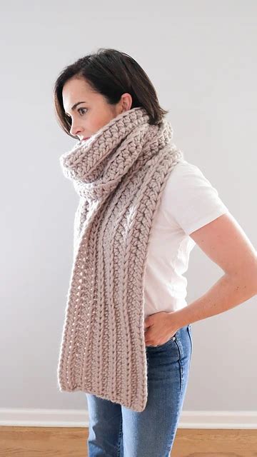 12 Free Chunky Crochet Scarves 2022 Truly Crochet