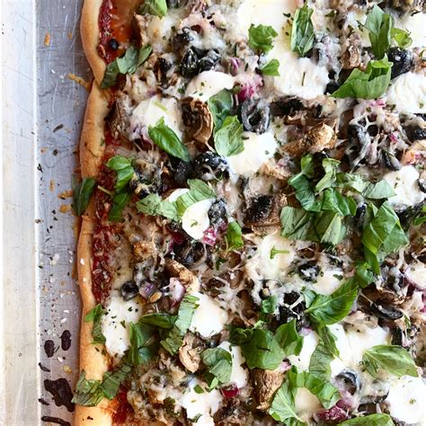 Italian Sausage Black Olive And Mushroom Flatbread Pizza