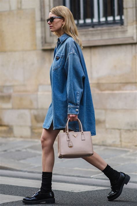 Total Imagen Outfit Con Vestido De Mezclilla Y Botas Abzlocal Mx