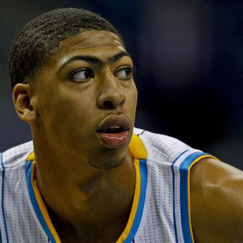 Anthony Davis Unibrow Hornets